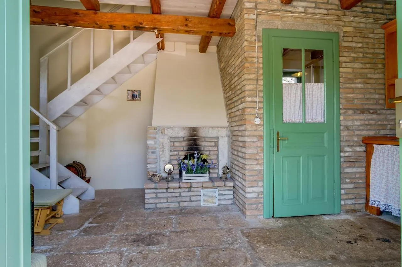 Holiday Home Oliva Sveti Jakov Croatia